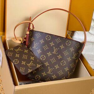Classic Louis Vuitton Bag: A Stylish and Versatile Choice for Elegance